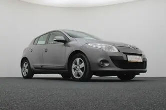 Renault Megane, 2.0, 103 kW, бензин, автомат, передний привод