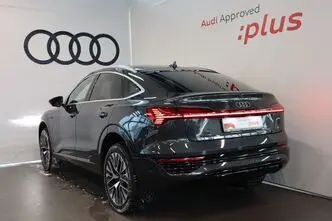 Audi Q8 e-tron, 158 kW, electric, four-wheel drive