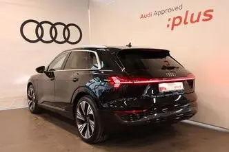 Audi Q8 e-tron, 158 kW, electric, four-wheel drive