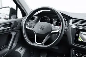 Volkswagen Tiguan, 2.0, 110 kW, бензин, автомат