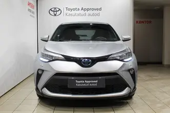 Toyota C-HR, 1.8, 72 kW, гибрид б+э, автомат, передний привод