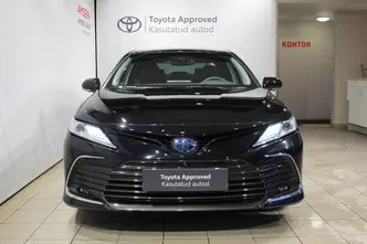 Toyota Camry, 2.5, 131 kW, гибрид б+э, автомат, передний привод