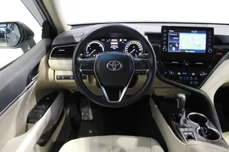 Toyota Camry, 2.5, 131 kW, hybrid p+e, automatic, front-wheel drive