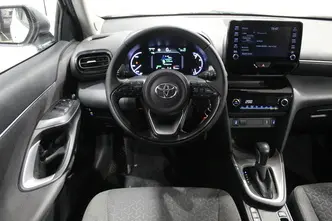 Toyota Yaris Cross, 1.5, 68 kW, гибрид б+э, автомат, передний привод