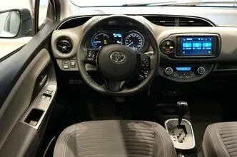 Toyota Yaris, 1.5, 54 kW, hybrid p+e, automatic, front-wheel drive