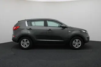 Kia Sportage, 2.0, 120 kW, bensiin, manuaal, esivedu