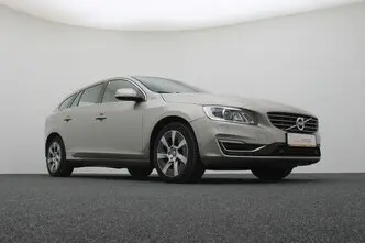 Volvo V60, 2.4, 158 kW, pistikhübriid d+e, automaat, nelikvedu