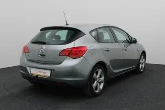 Opel Astra, 1.6, 85 kW, bensiin, manuaal, esivedu