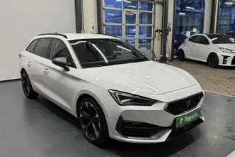 Cupra Leon, 1.5, 110 kW, гибрид б+э, автомат, передний привод