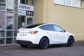 Tesla Model Y, 378 kW, electric, automatic, four-wheel drive