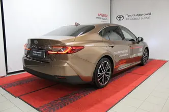 Toyota Camry, 2.5, 137 kW, hybrid p+e, automatic, front-wheel drive