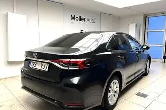 Toyota Corolla, 2.0, 92 kW, petrol, automatic, front-wheel drive