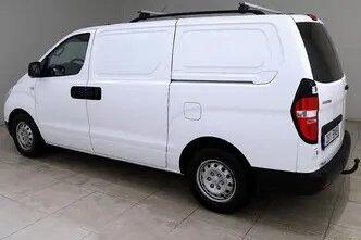 Hyundai H-1, 2.5, 125 kW, diisel, manuaal, tagavedu