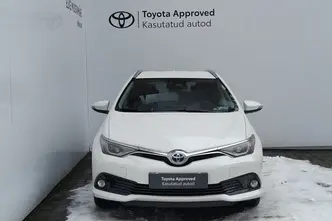 Toyota Auris, 1.8, 73 kW, hybrid p+e, automatic, front-wheel drive