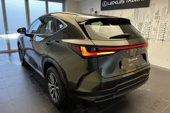 Lexus NX 350h, 2.5, 140 kW, hybrid p+e, automatic, four-wheel drive