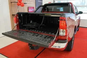 Toyota Hilux, 2.4, 110 kW, diesel, automatic, four-wheel drive