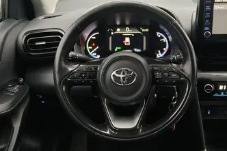 Toyota Yaris Cross, 1.5, 68 kW, гибрид б+э, автомат, передний привод