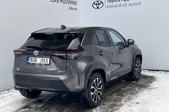 Toyota Yaris Cross, 1.5, 68 kW, гибрид б+э, автомат, передний привод