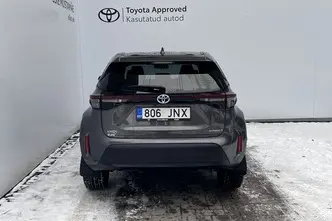 Toyota Yaris Cross, 1.5, 68 kW, гибрид б+э, автомат, передний привод