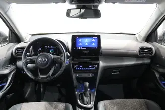 Toyota Yaris Cross, 1.5, 68 kW, гибрид б+э, автомат, передний привод