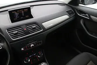 Audi Q3, 2.0, 125 kW, bensiin, manuaal, nelikvedu