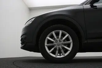 Audi Q3, 2.0, 125 kW, bensiin, manuaal, nelikvedu