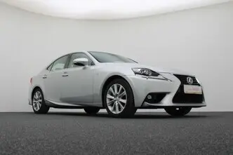 Lexus IS 300, 2.5, 133 kW, гибрид б+э, автомат, задний привод