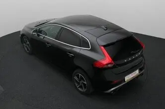 Volvo V40, 2.0, 110 kW, diisel, automaat, esivedu