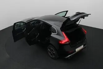 Volvo V40, 2.0, 110 kW, diisel, automaat, esivedu