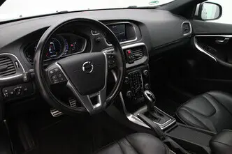 Volvo V40, 2.0, 110 kW, diisel, automaat, esivedu