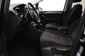 Volkswagen Touran, 1.6, 85 kW, дизель, автомат, передний привод