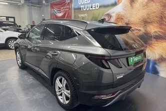 Hyundai Tucson, 1.6, 110 kW, гибрид б+э, автомат, передний привод