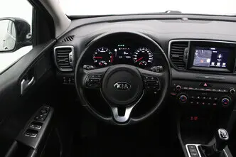 Kia Sportage, 1.6, 97 kW, бензин, механическая, передний привод