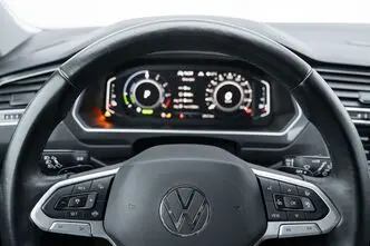 Volkswagen Tiguan, 1.0, 160 kW, bensiin, automaat, esivedu