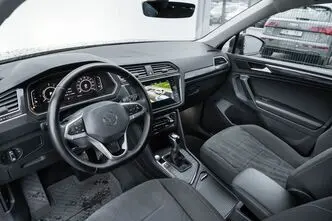 Volkswagen Tiguan, 1.0, 160 kW, bensiin, automaat, esivedu