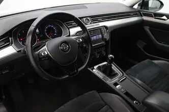 Volkswagen Passat, 2.0, 110 kW, дизель, механическая, передний привод