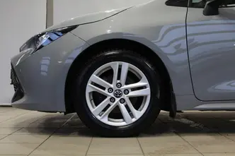 Toyota Corolla, 1.2, 85 kW, бензин, автомат, передний привод