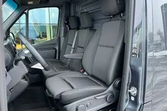 Mercedes-Benz Sprinter, 2.0, 125 kW, diesel, automatic, rear-wheel drive