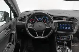 Volkswagen Tiguan, 2.0, 110 kW, bensiin, automaat, esivedu