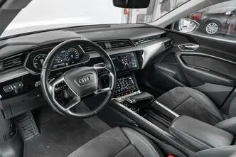 Audi e-tron, 230 kW, elekter, automaat, nelikvedu