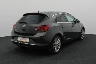 Opel Astra, 1.4, 88 kW, бензин, механическая, передний привод