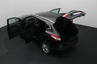 Nissan Qashqai, 1.2, 85 kW, бензин, автомат, передний привод