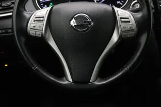 Nissan Qashqai, 1.2, 85 kW, бензин, автомат, передний привод