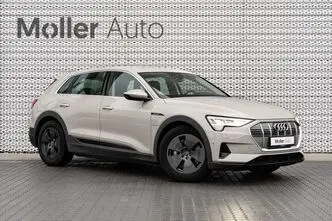 Audi e-tron, 300 kW, электричество, автомат, полный привод