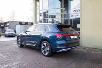 Audi e-tron, 158 kW, elekter, nelikvedu