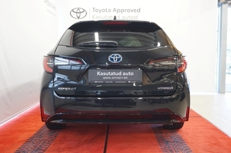 Toyota Corolla, 1.8, 72 kW, hybrid, automatic, front-wheel drive