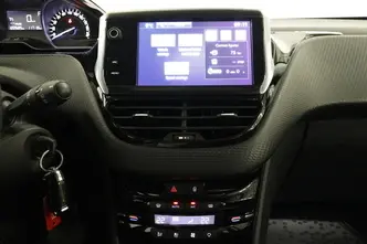 Peugeot 2008, 1.2, 81 kW, бензин, автомат, передний привод