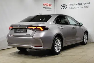 Toyota Corolla, 1.8, 72 kW, hybrid, automatic, front-wheel drive