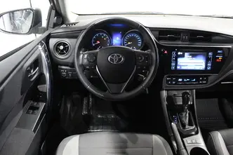 Toyota Auris, 1.6, 97 kW, бензин, автомат, передний привод