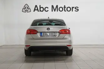 Volkswagen Jetta, 1.6, 77 kW, diisel, automaat, esivedu